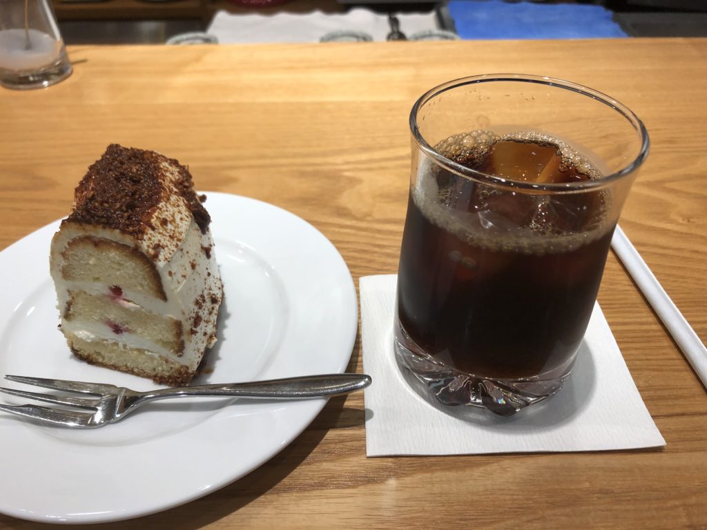 Coffee FLAGのケーキセット