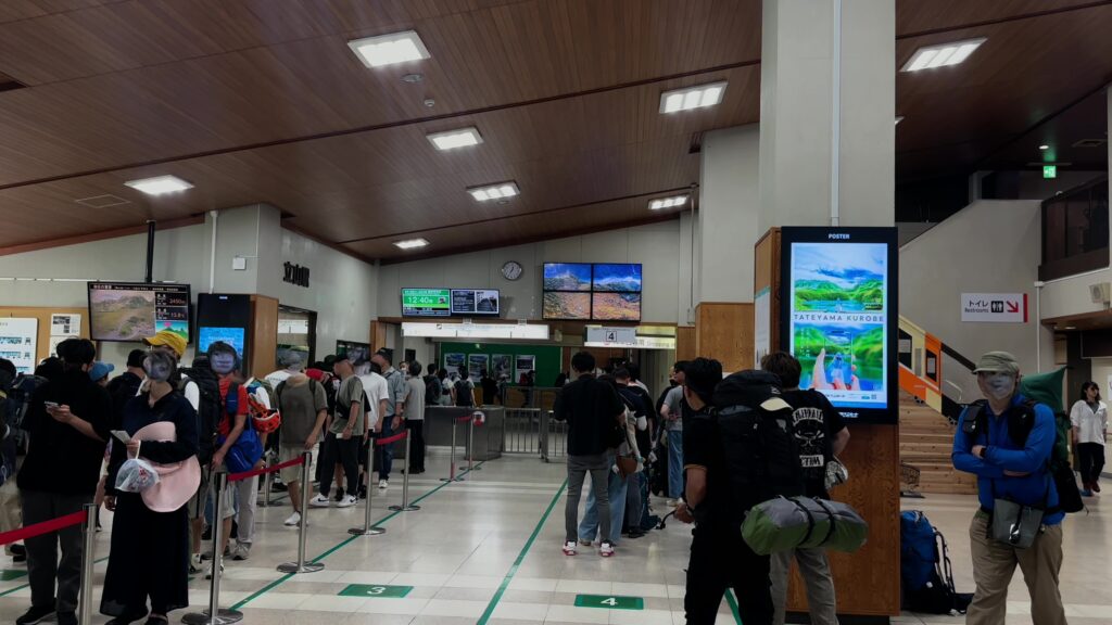 良い景色を見るなら30分前には並ぶ