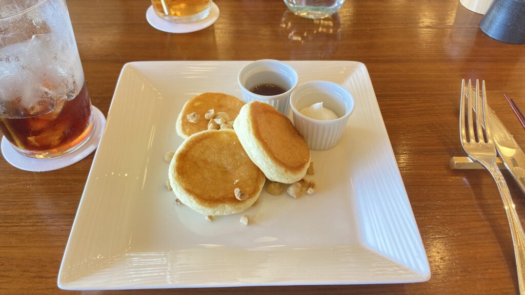 ハレクラニ沖縄のレストラン「 House without a key 」のパンケーキ