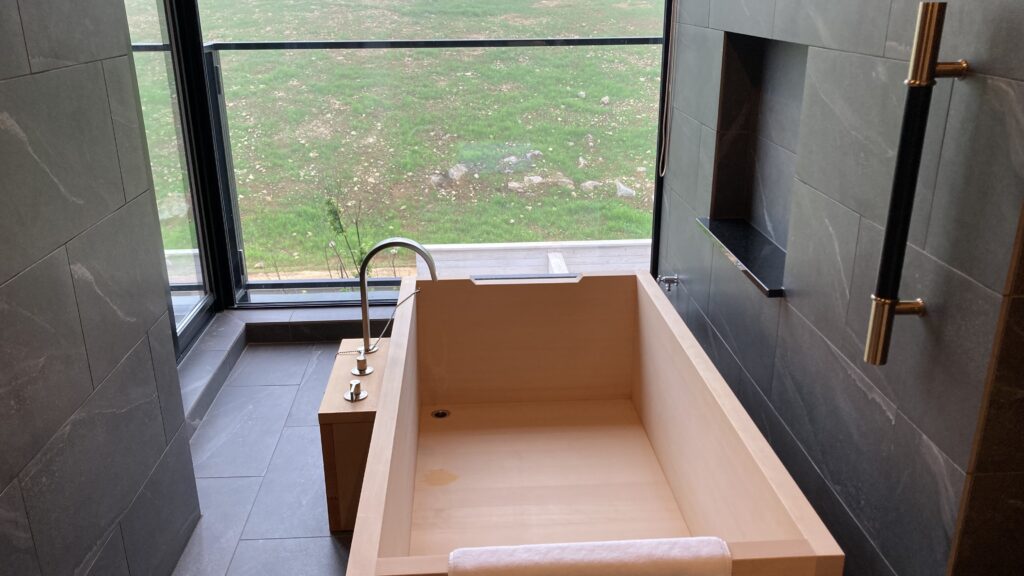 ANAインターコンチネンタル安比高原の檜の部屋風呂