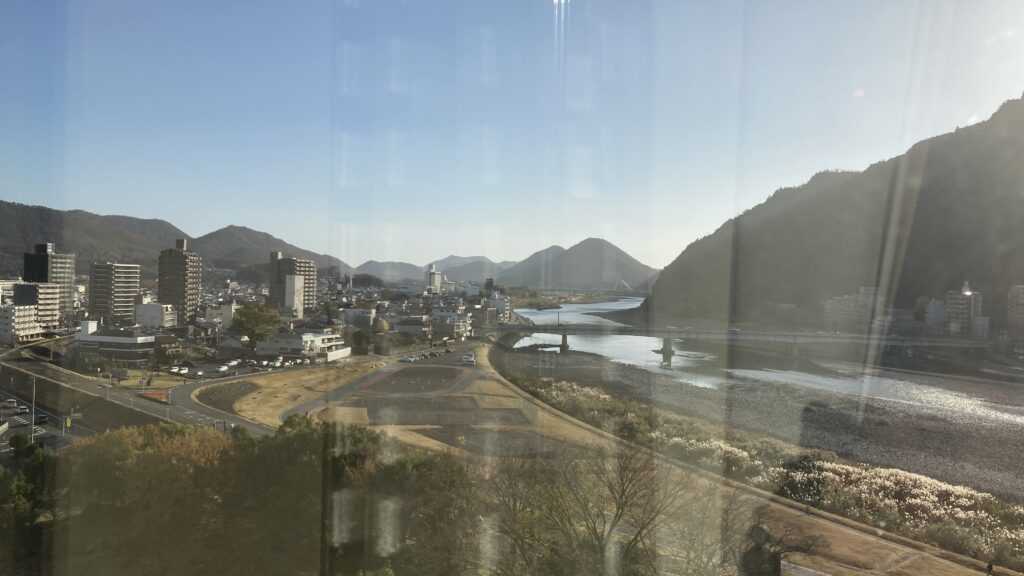 都ホテル岐阜長良川の客室からの景色