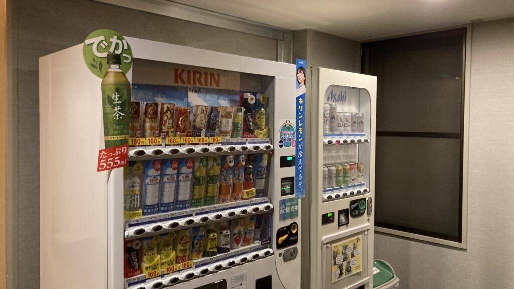 ニセコノーザンリゾート・アンヌプリの各階設置の自販機(ドリンク)