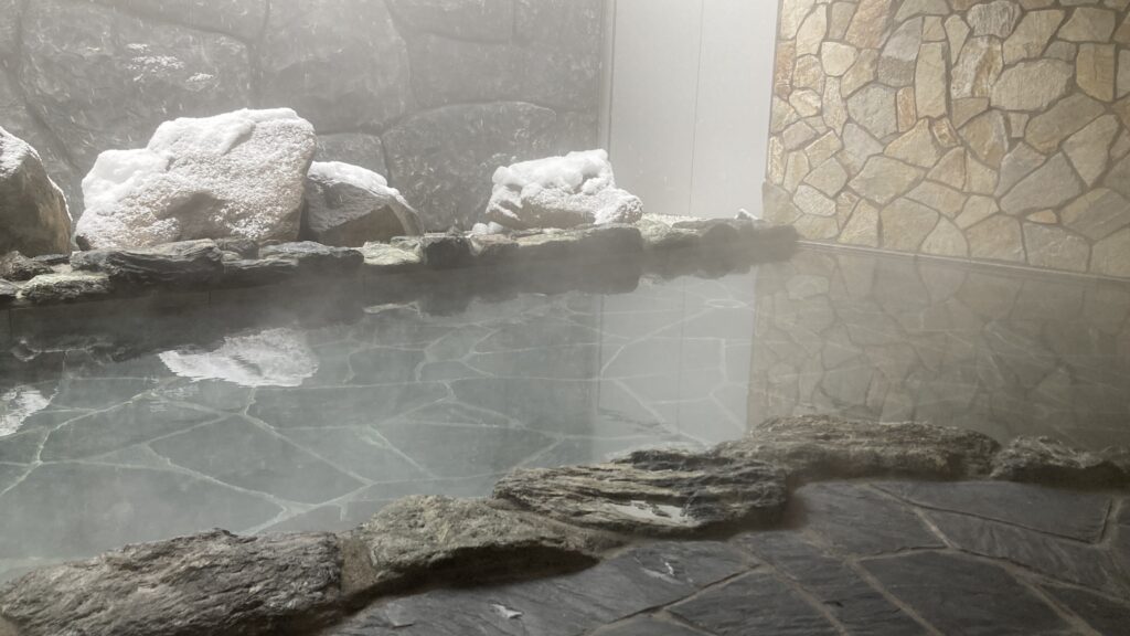 天然温泉の露天風呂＠雪ニセコ
