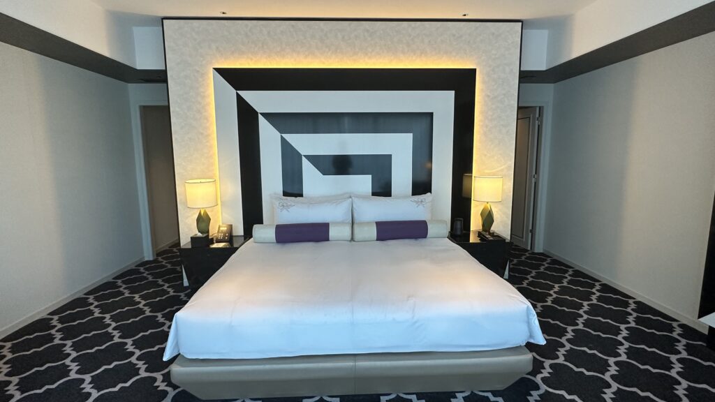 カハラホテル横浜のベッドはシモンズ製