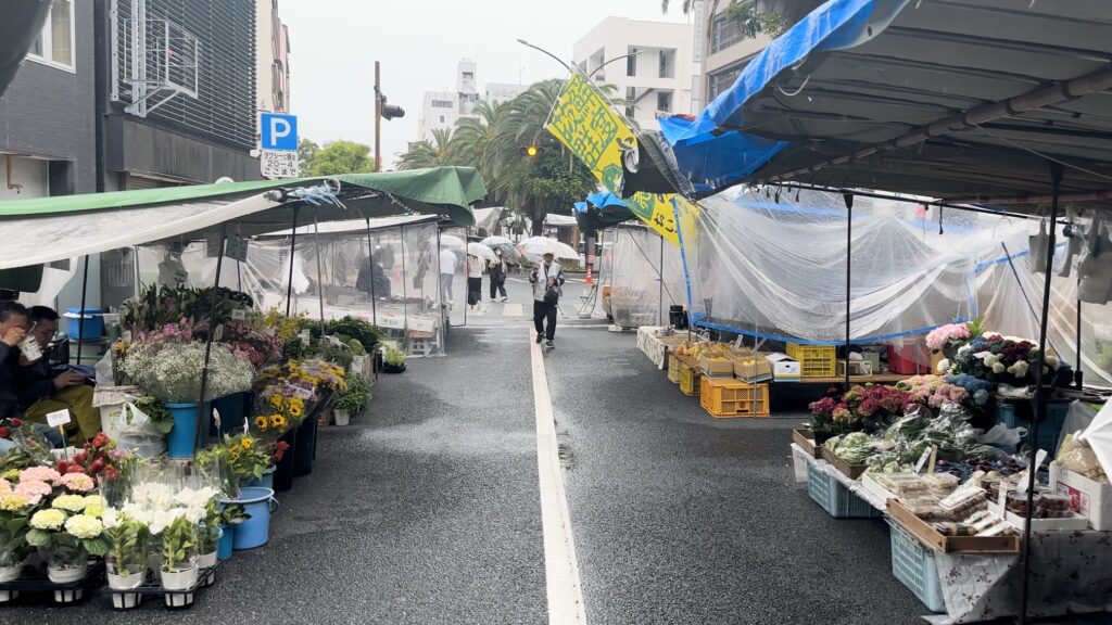 日曜市の風景