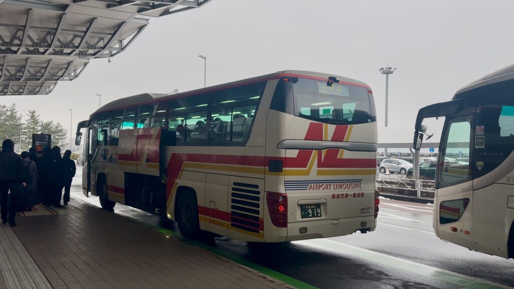 新潟空港と新潟駅を繋ぐバス