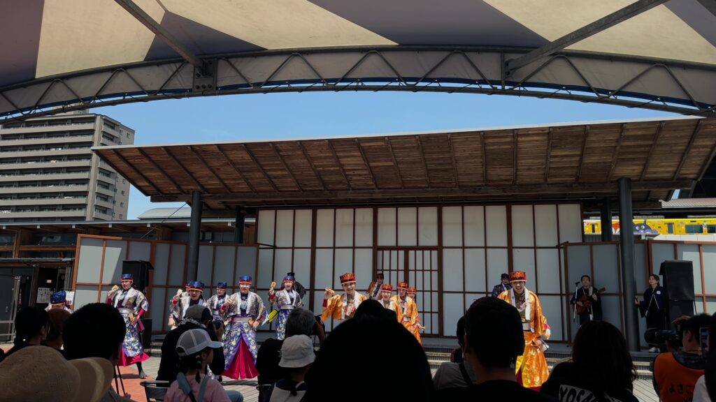 高知駅でよさこいのイベント