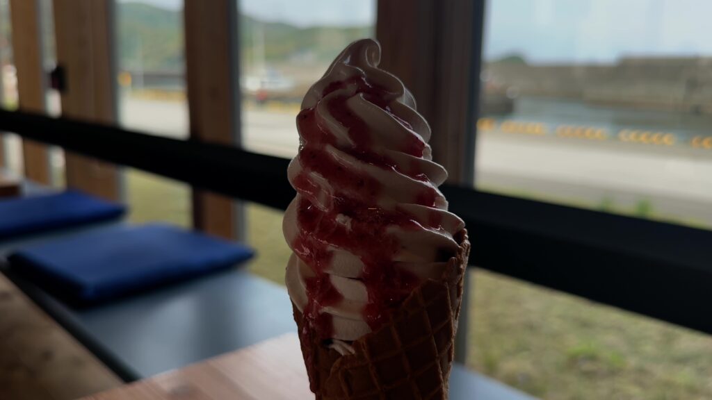 いちごのソフトクリーム